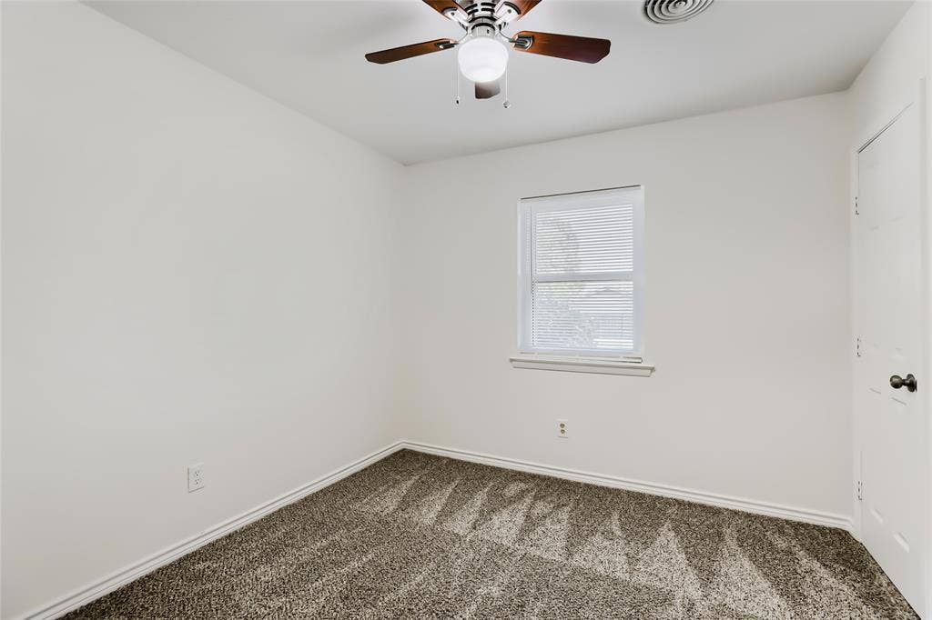 2609 Harvard Street N, Irving, TX 75062 2609 Harvard Street N, Irving, TX 75062