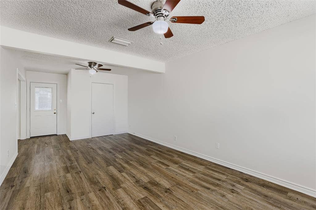 2609 Harvard Street N, Irving, TX 75062 2609 Harvard Street N, Irving, TX 75062