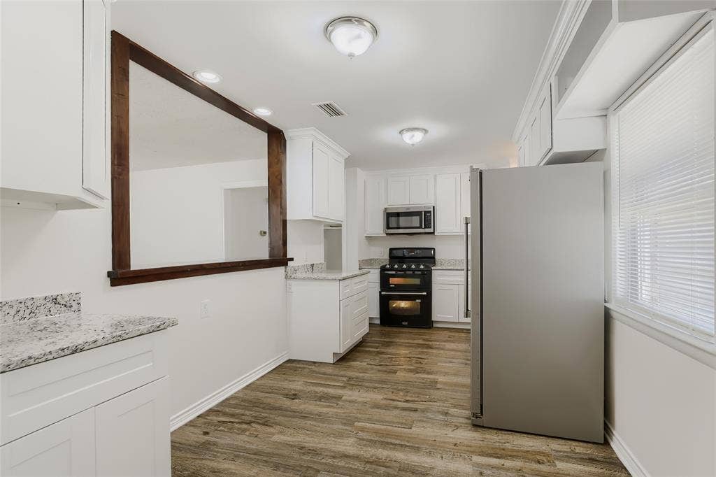 2609 Harvard Street N, Irving, TX 75062 2609 Harvard Street N, Irving, TX 75062