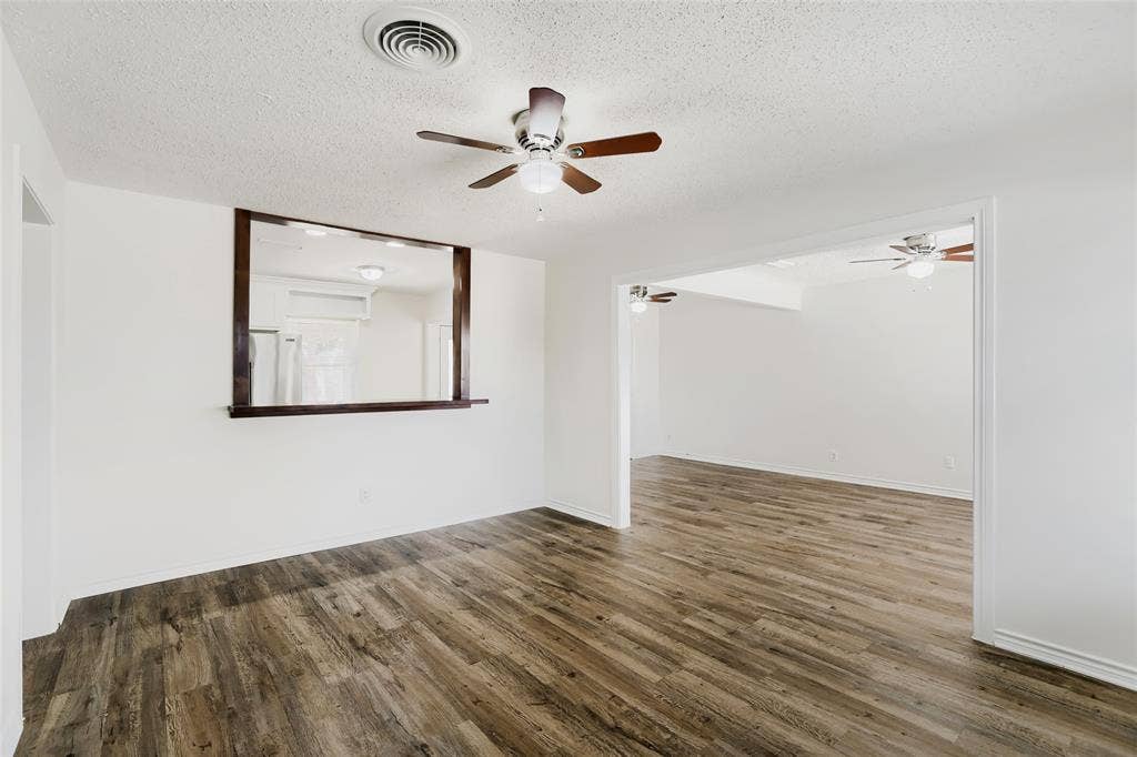 2609 Harvard Street N, Irving, TX 75062 2609 Harvard Street N, Irving, TX 75062
