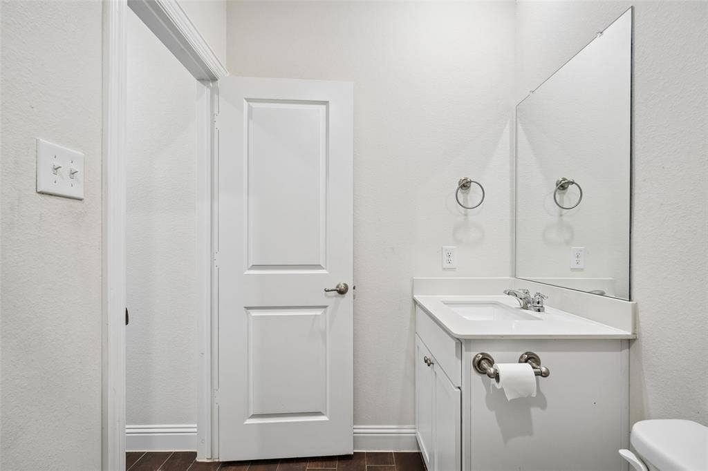 4219 Long Drive, Forney, TX 75126 4219 Long Drive, Forney, TX 75126