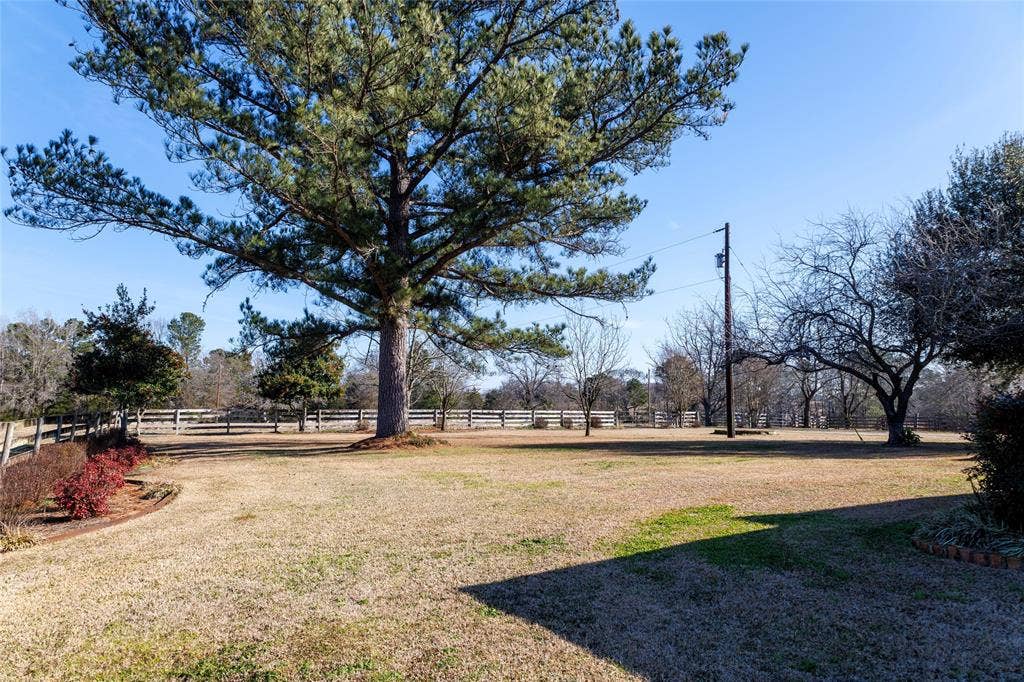12987 County Road 452, Lindale, TX 75771