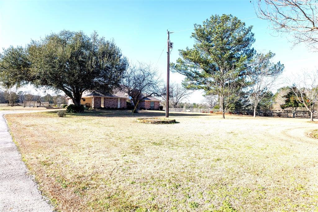 12987 County Road 452, Lindale, TX 75771