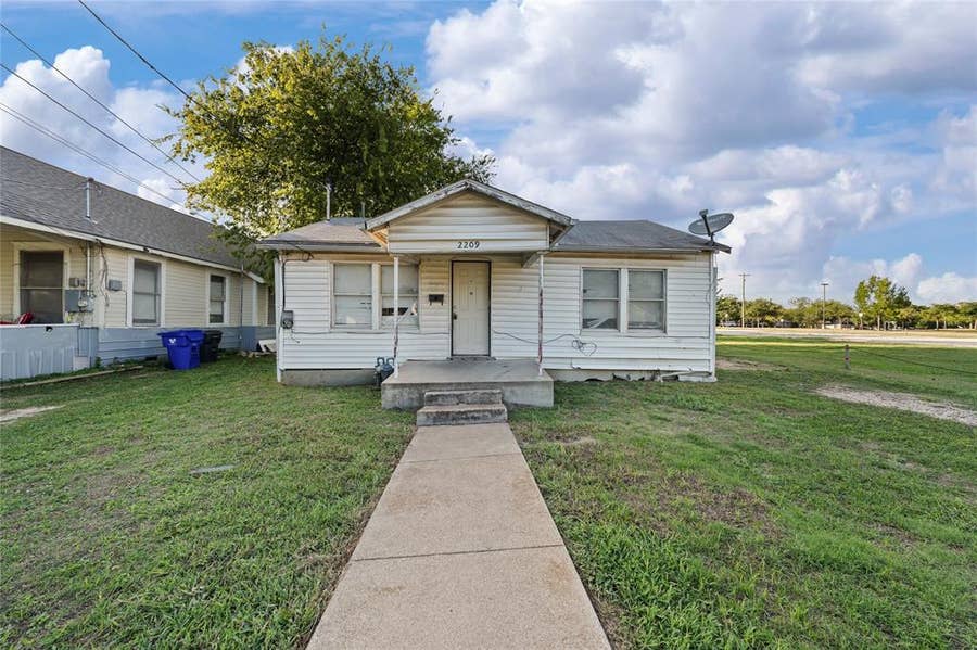 Property photo for 2209 Cleveland Avenue, Waco, TX