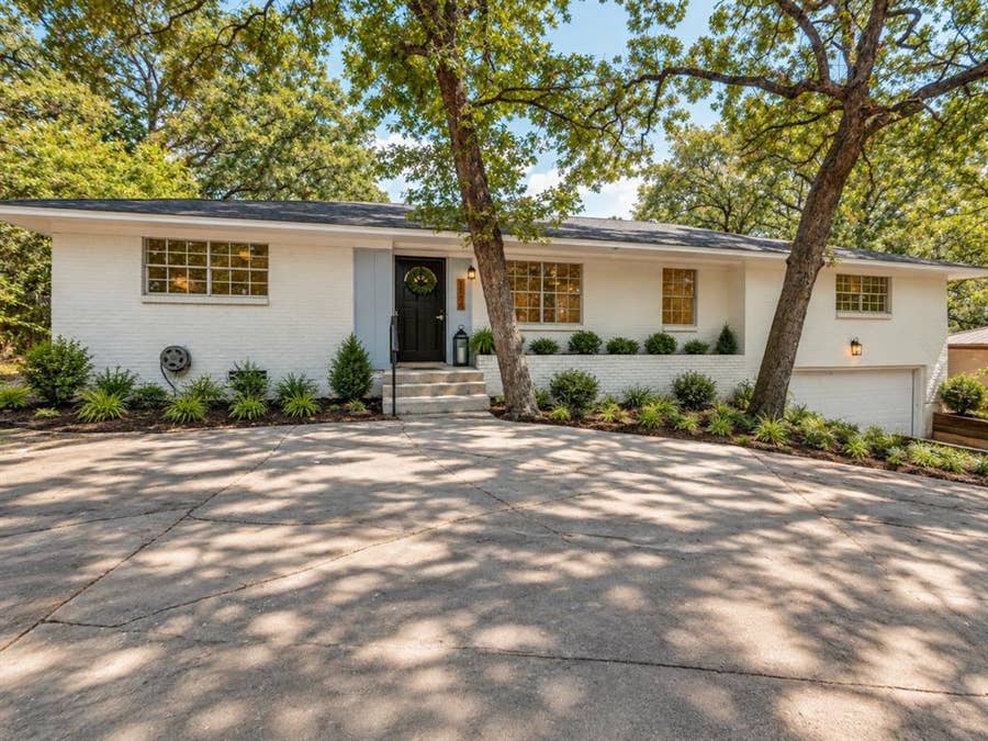 Property photo for 1104 Cortez Street, Denison, TX