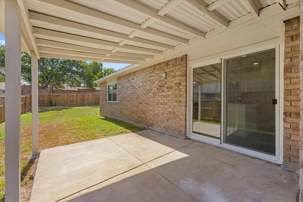 7310 Flameleaf Place, Dallas, TX 75249 7310 Flameleaf Place, Dallas, TX 75249