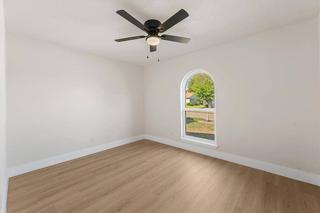 7310 Flameleaf Place, Dallas, TX 75249 7310 Flameleaf Place, Dallas, TX 75249
