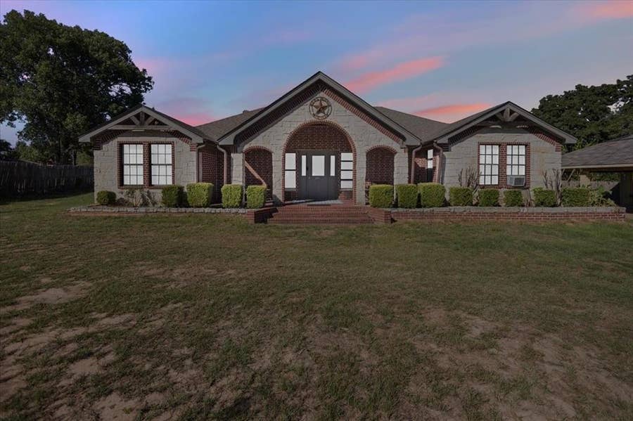 Property photo for 758 County Road 37, Tyler, TX