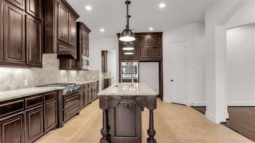900 Blue Ridge Drive, Prosper, TX 75078 900 Blue Ridge Drive, Prosper, TX 75078