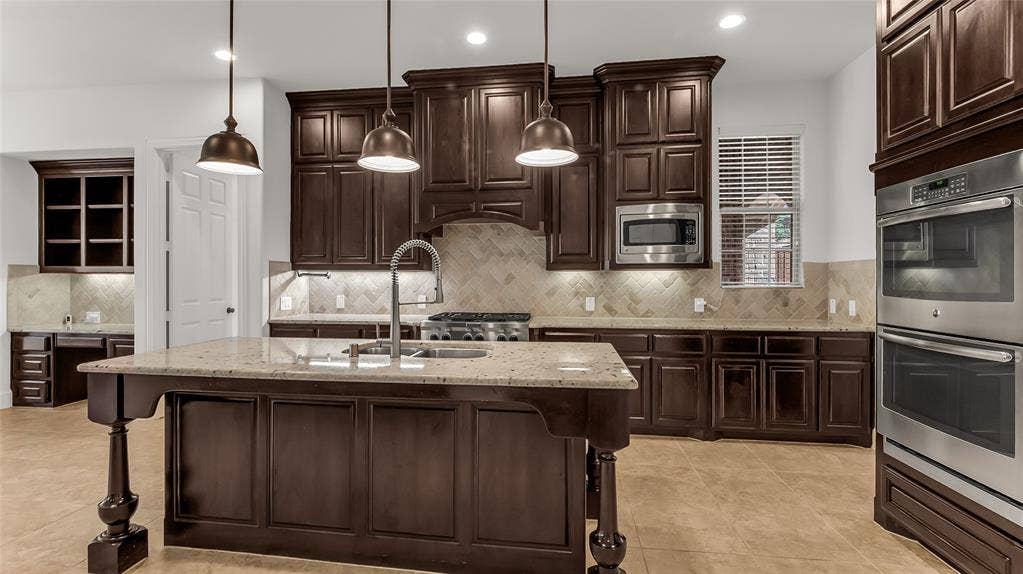 900 Blue Ridge Drive, Prosper, TX 75078 900 Blue Ridge Drive, Prosper, TX 75078