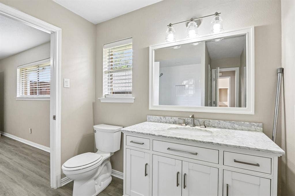 2840 Meadowbrook Drive, Plano, TX 75075 2840 Meadowbrook Drive, Plano, TX 75075