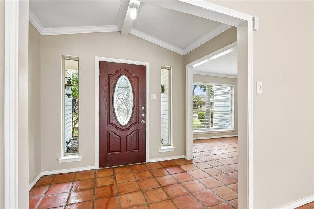 2840 Meadowbrook Drive, Plano, TX 75075 2840 Meadowbrook Drive, Plano, TX 75075