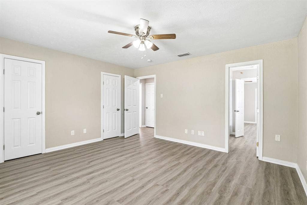 2840 Meadowbrook Drive, Plano, TX 75075 2840 Meadowbrook Drive, Plano, TX 75075