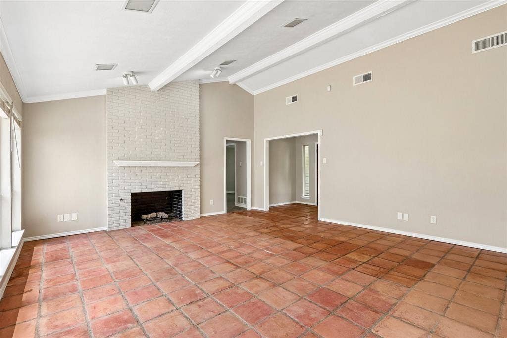 2840 Meadowbrook Drive, Plano, TX 75075 2840 Meadowbrook Drive, Plano, TX 75075