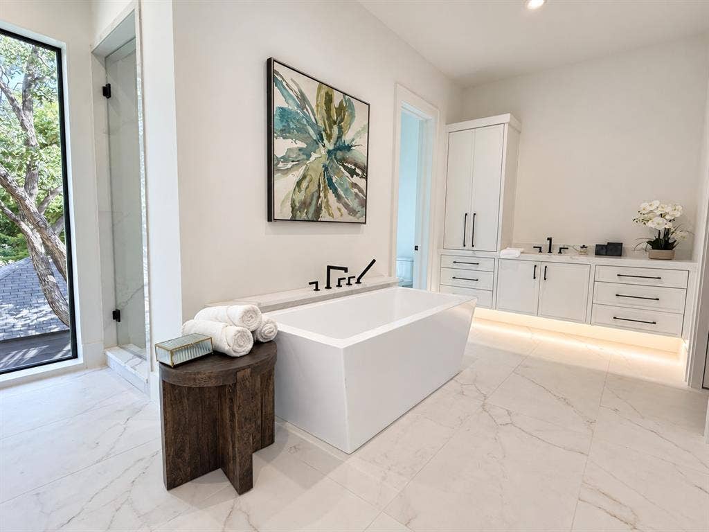 3624 N Fitzhugh Avenue, Dallas, TX 75204 3624 N Fitzhugh Avenue, Dallas, TX 75204