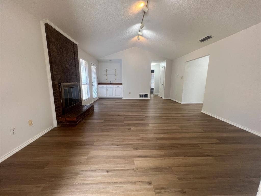 4517 Boston Drive, Plano, TX 75093 4517 Boston Drive, Plano, TX 75093