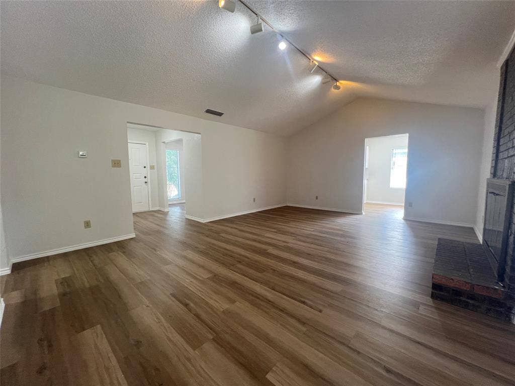 4517 Boston Drive, Plano, TX 75093 4517 Boston Drive, Plano, TX 75093