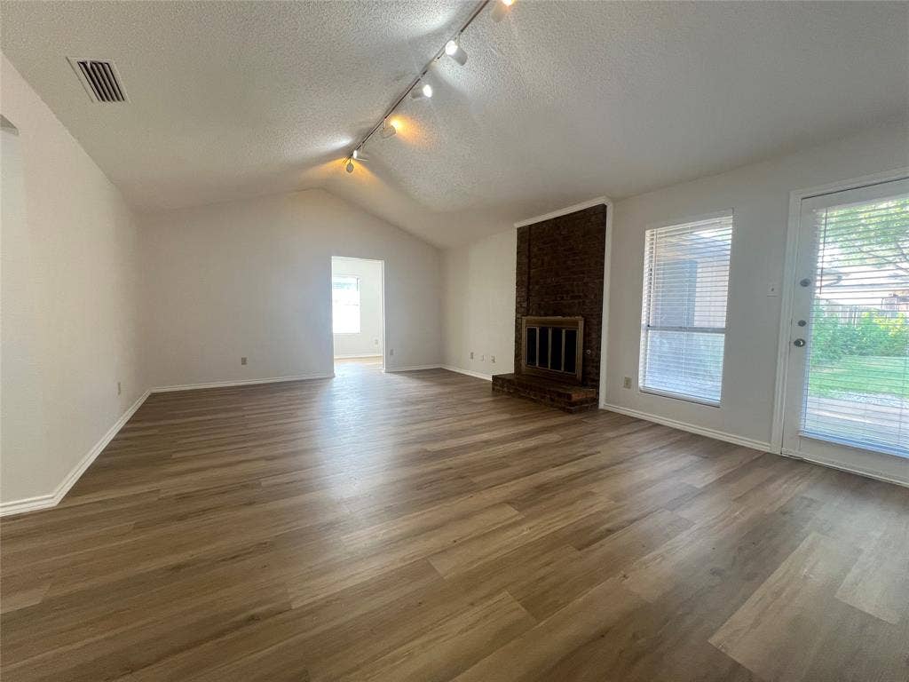 4517 Boston Drive, Plano, TX 75093 4517 Boston Drive, Plano, TX 75093