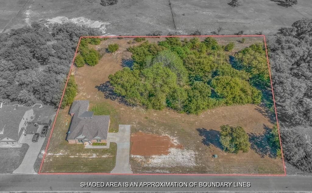 310 Milky Way, Bruceville, TX 76630 Appx. property lines - 2.451 acres