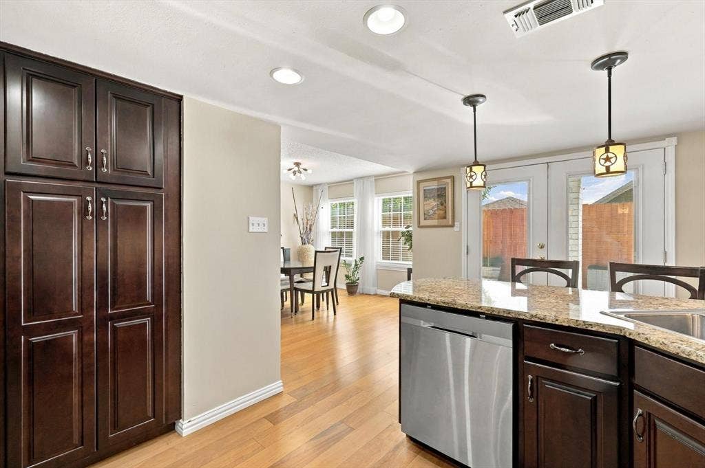2524 Brooke Trail, Carrollton, TX 75006 Kitchen leading into the dining room.