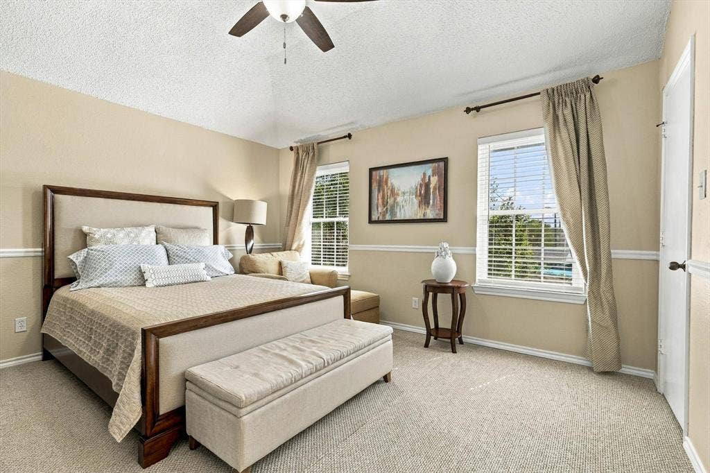 2524 Brooke Trail, Carrollton, TX 75006 Primary bedroom is spacious, light, and bright.