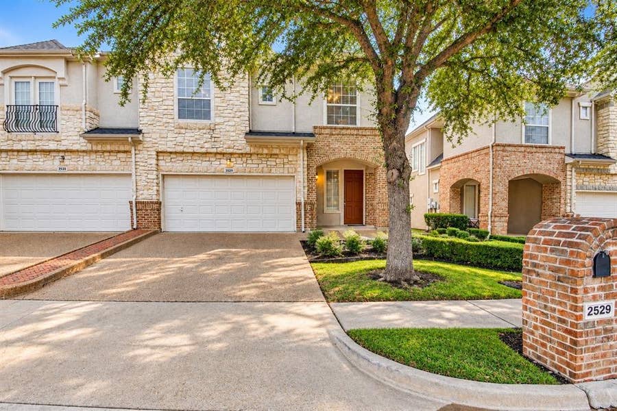 Property photo for 2529 Corbeau Drive, Irving, TX