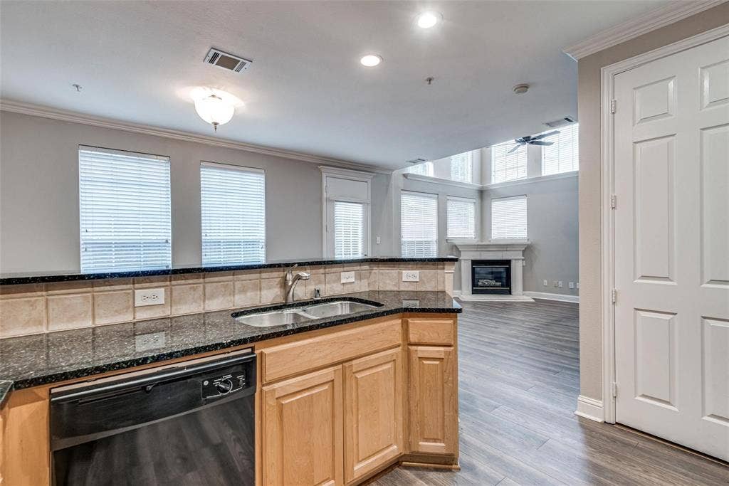 2529 Corbeau Drive, Irving, TX 75038 2529 Corbeau Drive, Irving, TX 75038