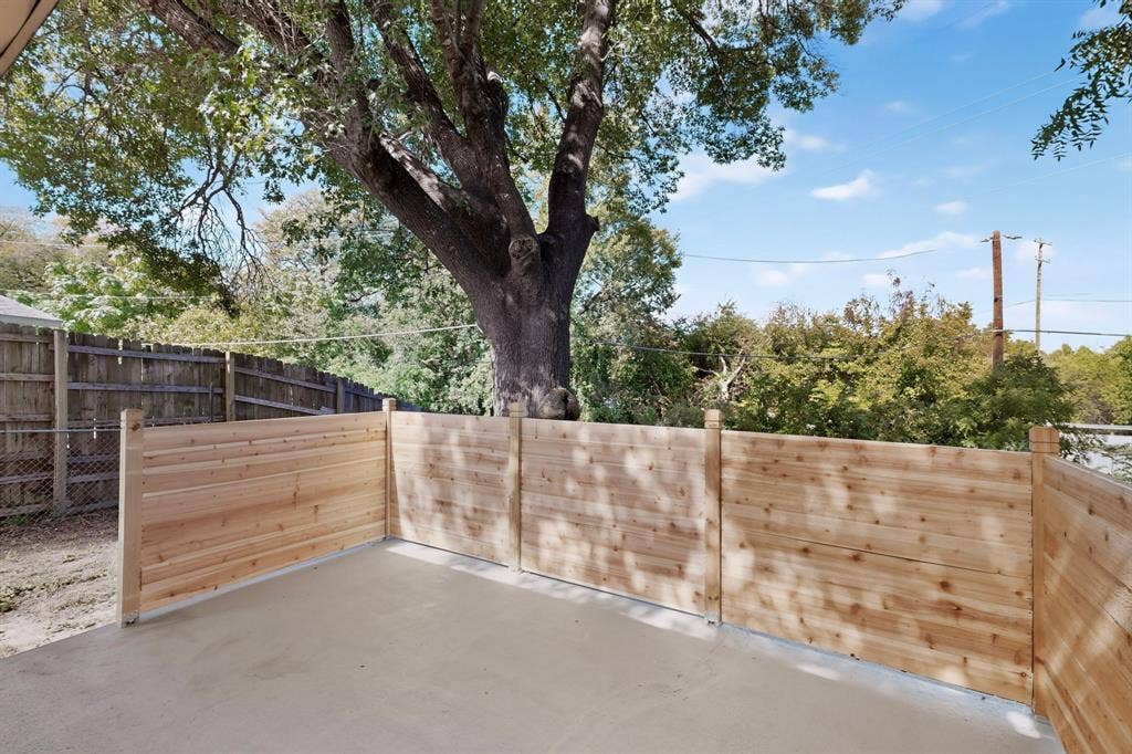 7131 Al Patterson Drive, Dallas, TX 75241 7131 Al Patterson Drive, Dallas, TX 75241