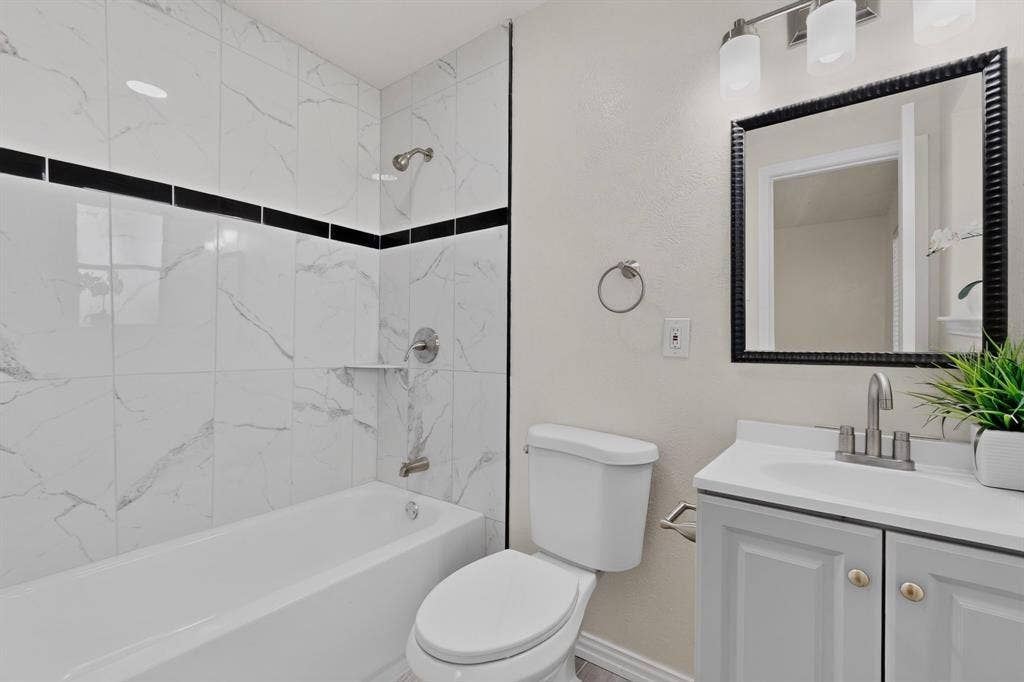 7131 Al Patterson Drive, Dallas, TX 75241 7131 Al Patterson Drive, Dallas, TX 75241
