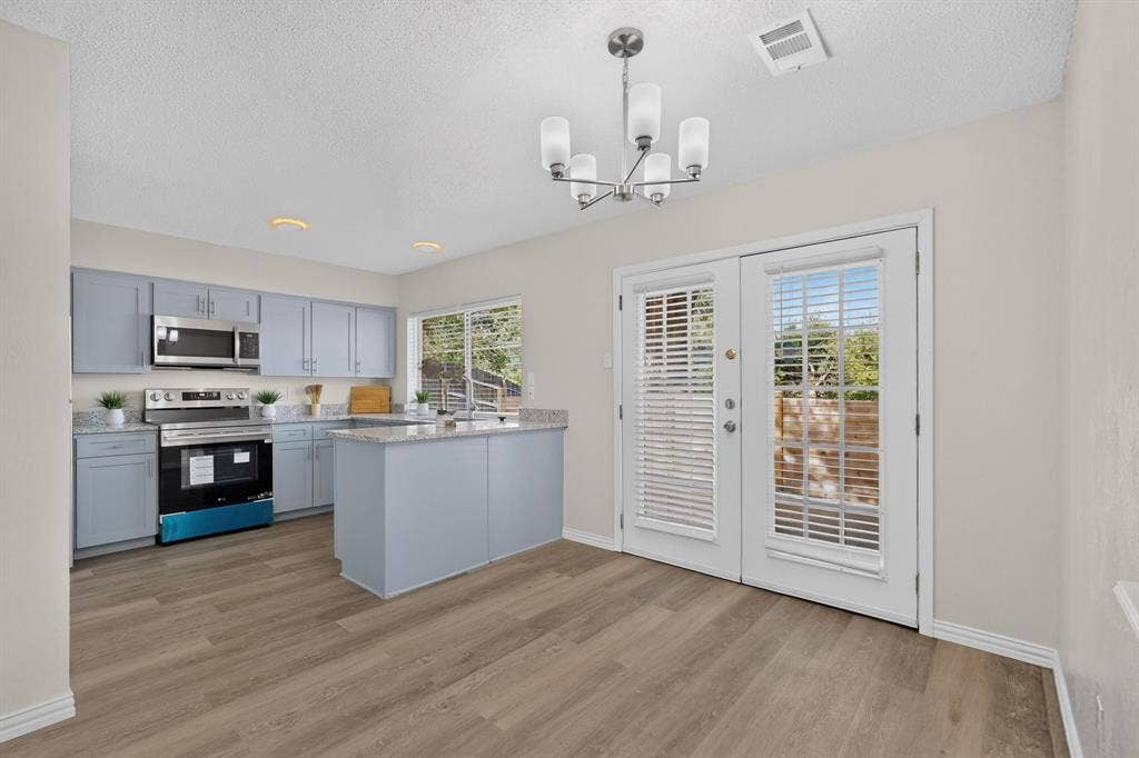 7131 Al Patterson Drive, Dallas, TX 75241 7131 Al Patterson Drive, Dallas, TX 75241