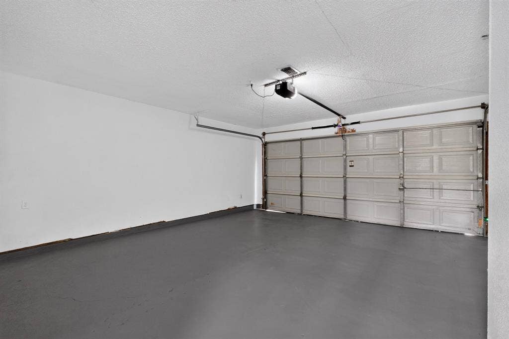 7131 Al Patterson Drive, Dallas, TX 75241 7131 Al Patterson Drive, Dallas, TX 75241