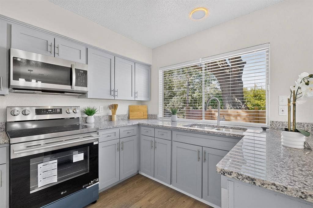 7131 Al Patterson Drive, Dallas, TX 75241 7131 Al Patterson Drive, Dallas, TX 75241