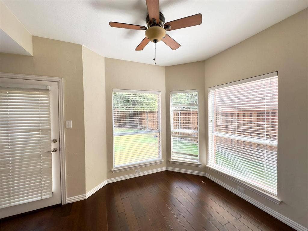 1605 Crown Point Road, McKinney, TX 75072 1605 Crown Point Road, McKinney, TX 75072