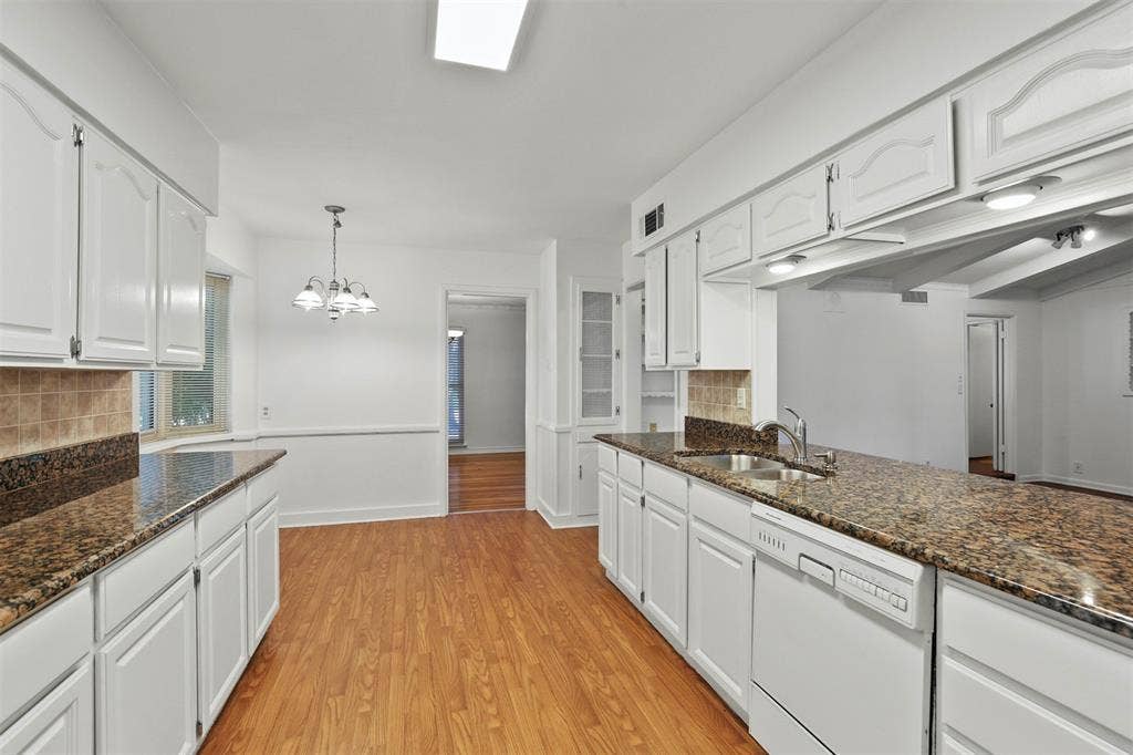 3510 Princess Lane, Dallas, TX 75229 3510 Princess Lane, Dallas, TX 75229