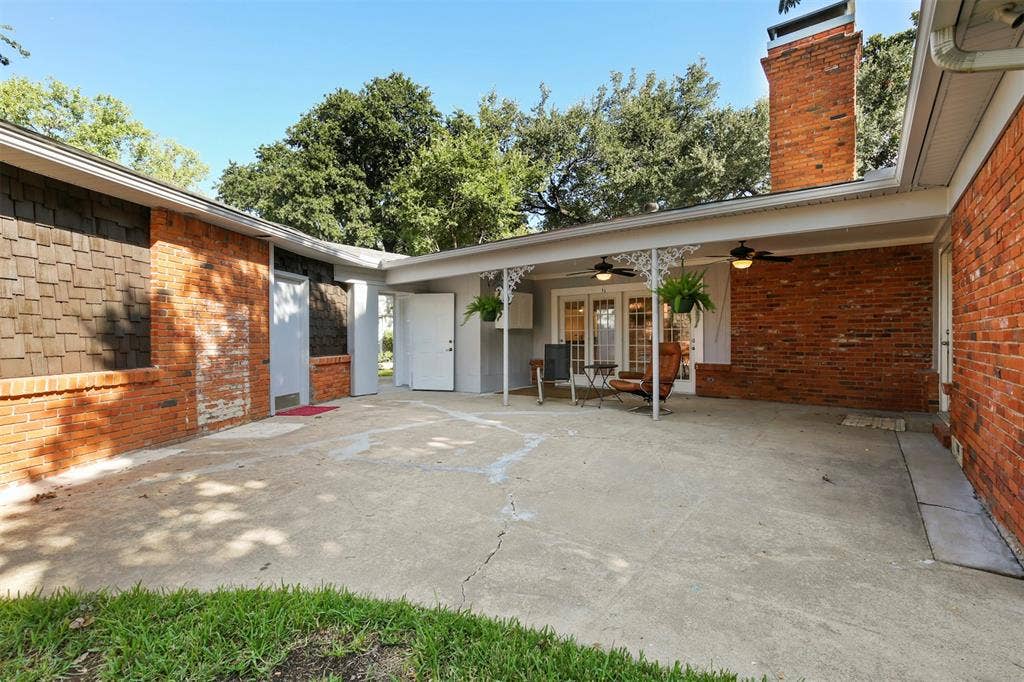 3510 Princess Lane, Dallas, TX 75229 3510 Princess Lane, Dallas, TX 75229