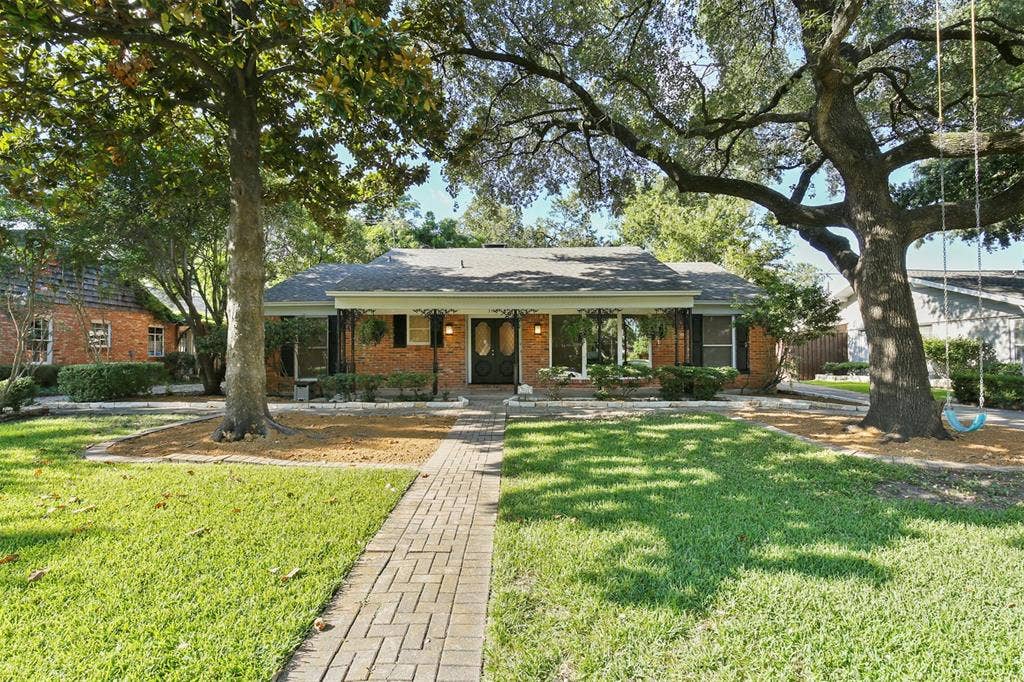 3510 Princess Lane, Dallas, TX 75229 3510 Princess Lane, Dallas, TX 75229
