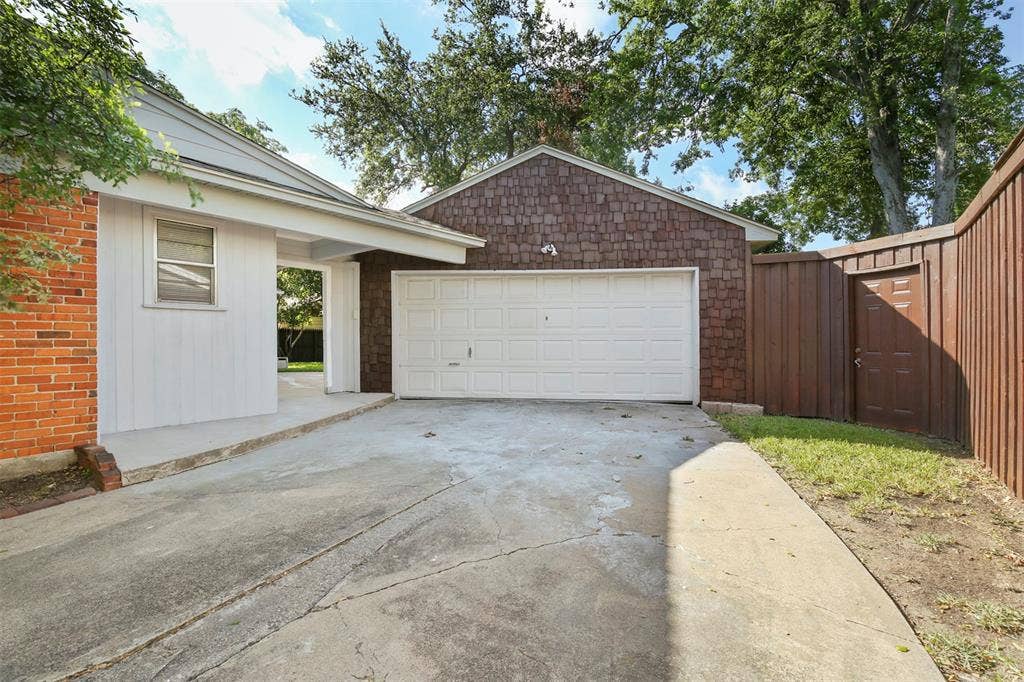 3510 Princess Lane, Dallas, TX 75229 3510 Princess Lane, Dallas, TX 75229