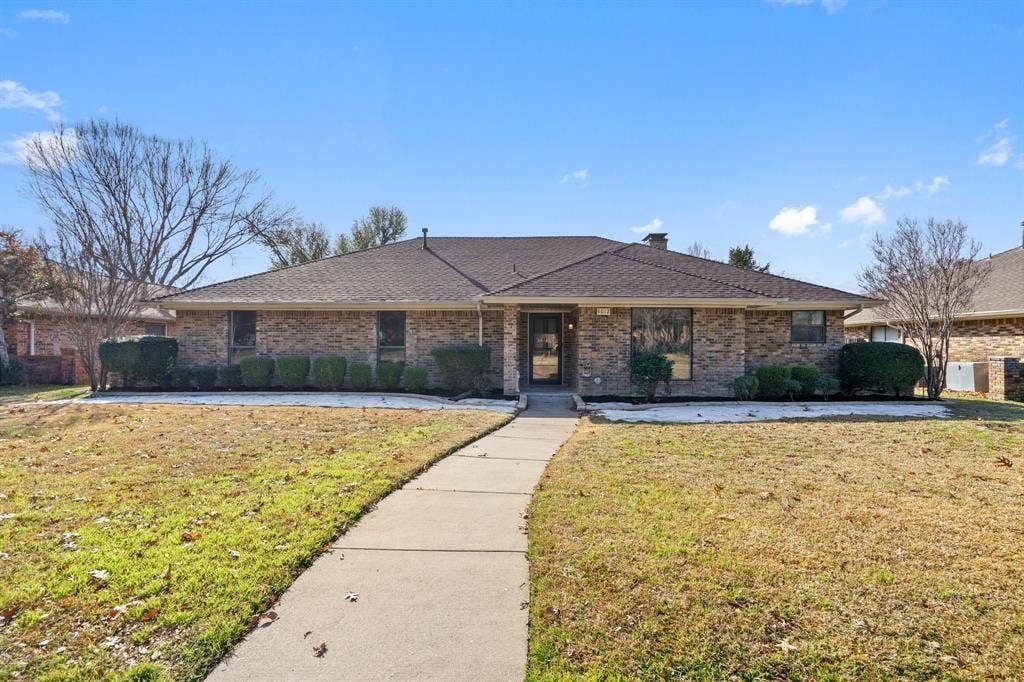 4012 Camino Drive, Plano, TX 75074 4012 Camino Drive, Plano, TX 75074