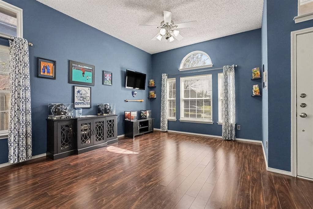 805 Nafus Street, Cedar Hill, TX 75104 805 Nafus Street, Cedar Hill, TX 75104