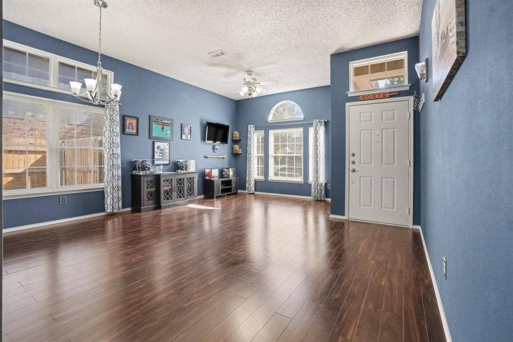 805 Nafus Street, Cedar Hill, TX 75104 805 Nafus Street, Cedar Hill, TX 75104