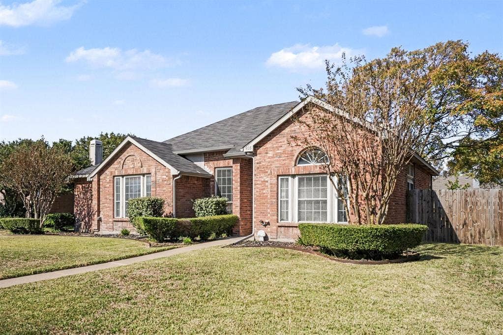 805 Nafus Street, Cedar Hill, TX 75104 805 Nafus Street, Cedar Hill, TX 75104
