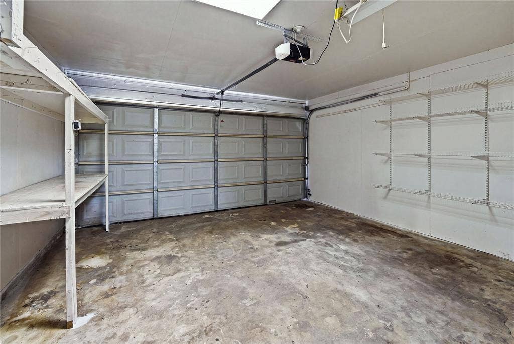 333 Blueberry Lane, Grand Prairie, TX 75052 333 Blueberry Lane, Grand Prairie, TX 75052
