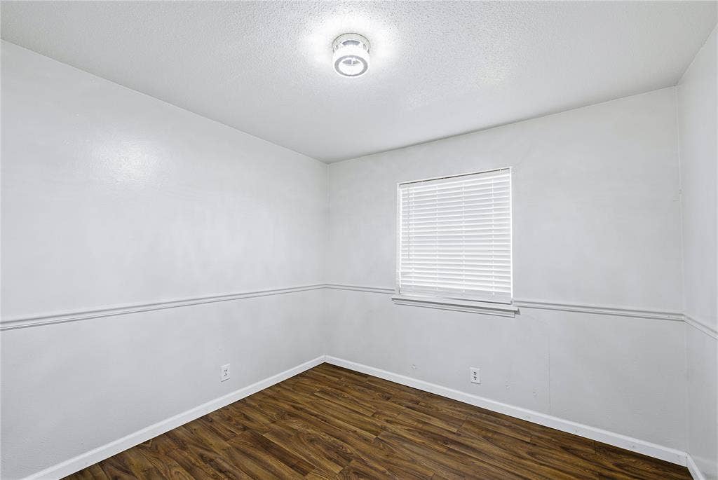 333 Blueberry Lane, Grand Prairie, TX 75052 333 Blueberry Lane, Grand Prairie, TX 75052