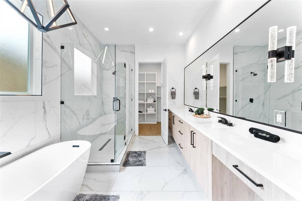 3210 Herbert, Dallas, TX 75212 3210 Herbert, Dallas, TX 75212