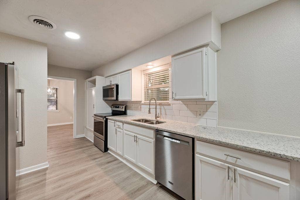 5706 Rocky Ridge Road, Dallas, TX 75241 5706 Rocky Ridge Road, Dallas, TX 75241