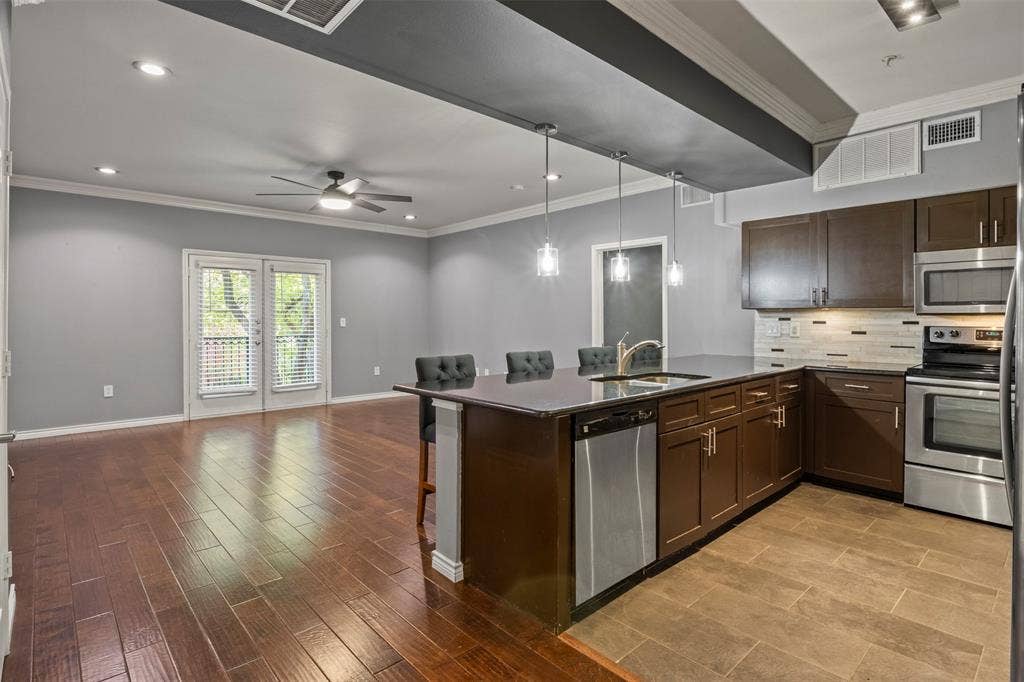 3102 Kings Road, #3104, Dallas, TX 75219