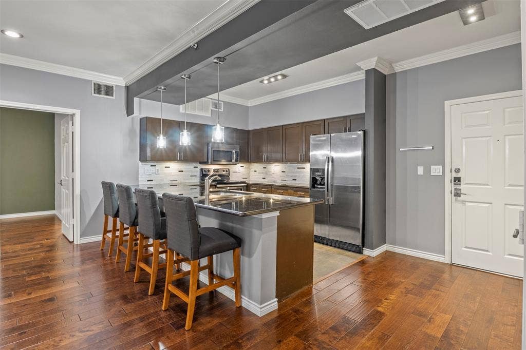 3102 Kings Road, #3104, Dallas, TX 75219