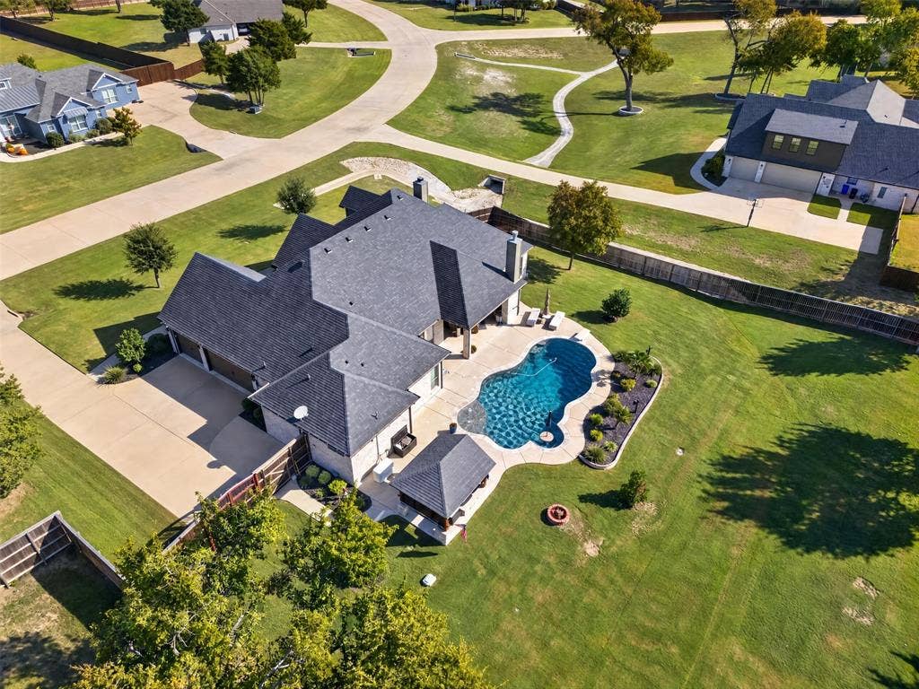 7431 Dillon Circle, Midlothian, TX 76065