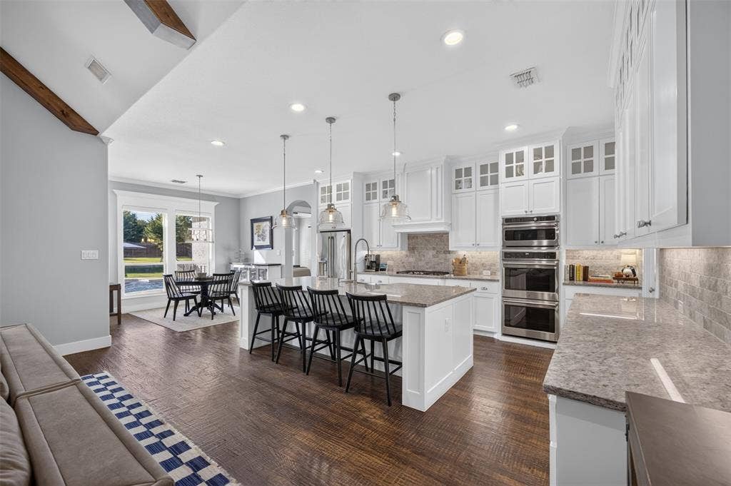 7431 Dillon Circle, Midlothian, TX 76065