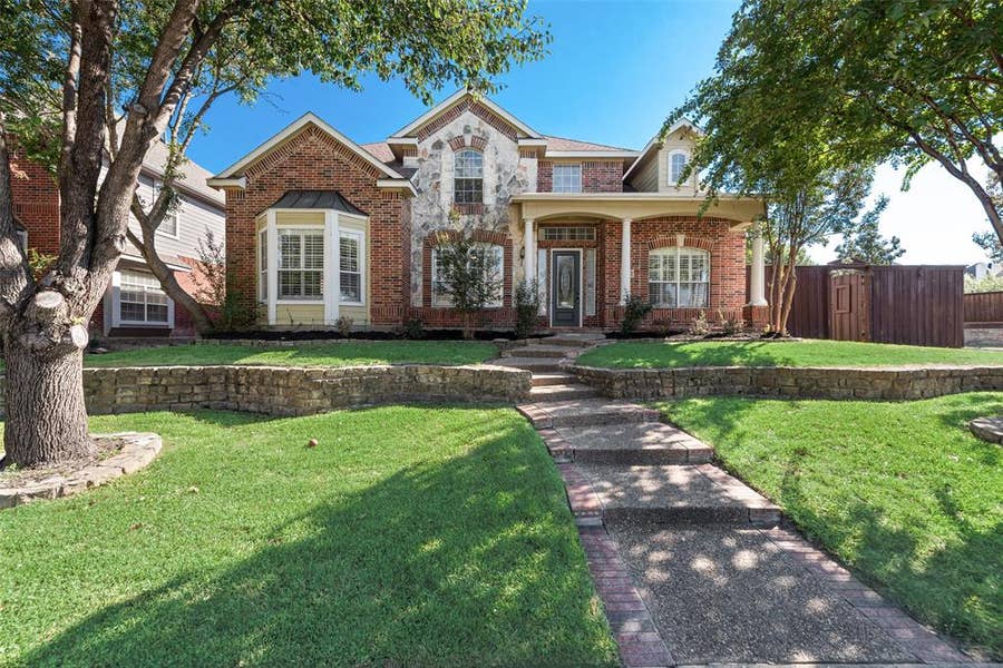 Property photo for 2017 Lunenburg Drive, Allen, TX
